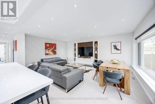 38 Farmcrest Drive, Toronto, ON - Indoor Photo Showing Living Room