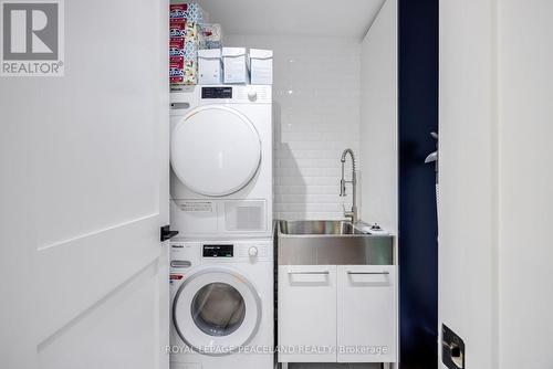 38 Farmcrest Drive, Toronto, ON - Indoor Photo Showing Laundry Room