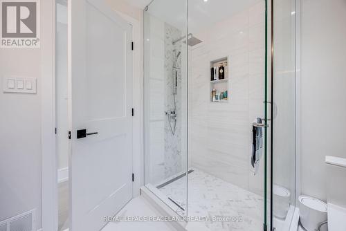 38 Farmcrest Drive, Toronto, ON - Indoor Photo Showing Bathroom