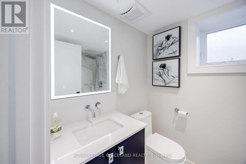 38 Farmcrest Drive, Toronto, ON - Indoor Photo Showing Bathroom