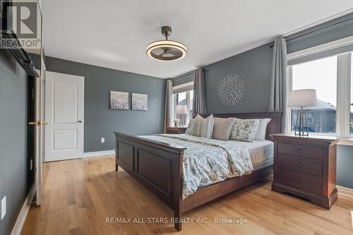 376 Mantle Avenue, Whitchurch-Stouffville, ON - Indoor Photo Showing Bedroom