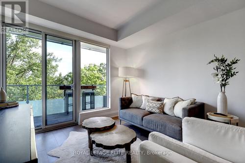 305 - 20 Brin Drive, Toronto, ON - Indoor Photo Showing Living Room