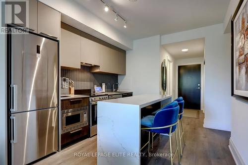 305 - 20 Brin Drive, Toronto, ON - Indoor Photo Showing Kitchen With Stainless Steel Kitchen With Upgraded Kitchen