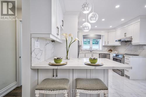 360 Glen Park Avenue, Toronto, ON - Indoor Photo Showing Kitchen With Upgraded Kitchen