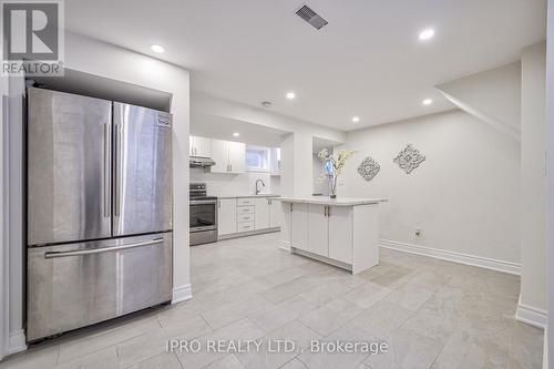 360 Glen Park Avenue, Toronto, ON - Indoor Photo Showing Kitchen