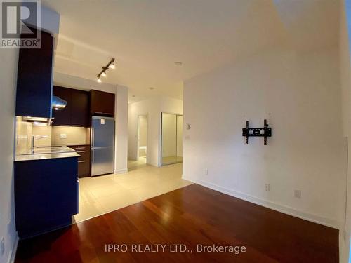 1302 - 1 Market Street, Toronto, ON - Indoor Photo Showing Kitchen