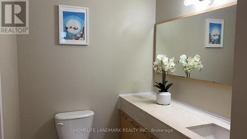 1001 - 21 Nelson Street, Toronto, ON - Indoor Photo Showing Bathroom