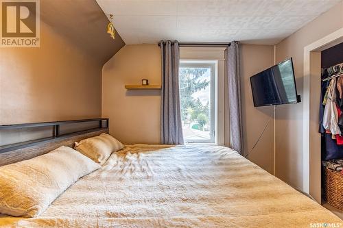 1089 Wolfe Avenue, Moose Jaw, SK - Indoor Photo Showing Bedroom