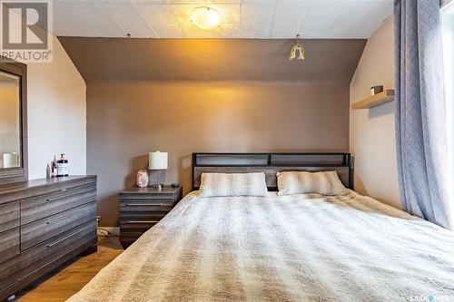 1089 Wolfe Avenue, Moose Jaw, SK - Indoor Photo Showing Bedroom