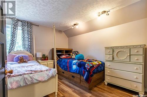 1089 Wolfe Avenue, Moose Jaw, SK - Indoor Photo Showing Bedroom