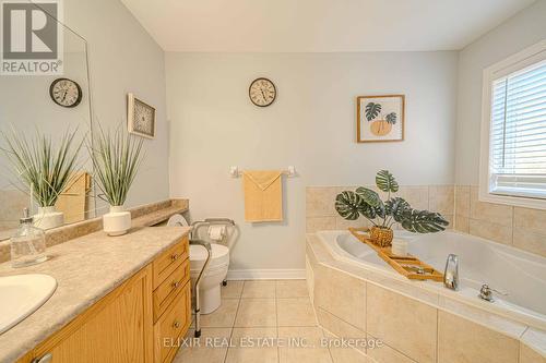 67 Rosswell Drive, Clarington, ON - Indoor Photo Showing Bathroom