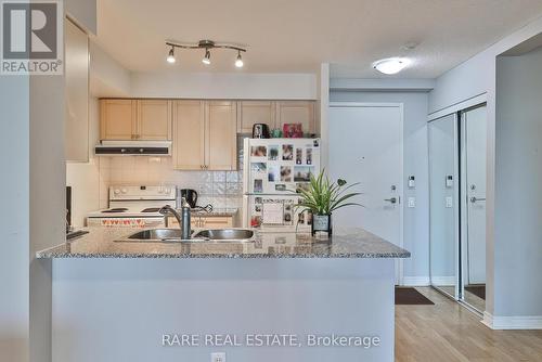 1409 - 83 Borough Drive, Toronto, ON - Indoor Photo Showing Kitchen With Double Sink