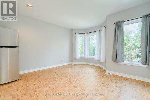 37 West Avenue, Toronto, ON - Indoor Photo Showing Other Room