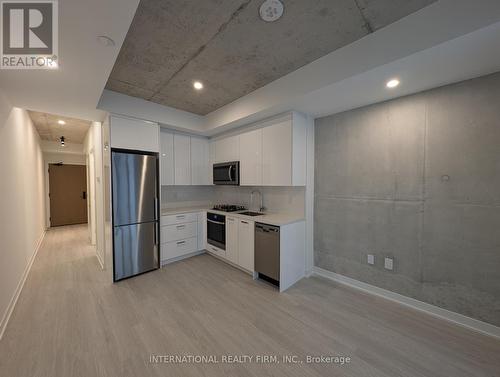 313 - 195 Mccaul Street, Toronto, ON - Indoor Photo Showing Kitchen