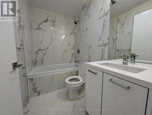 313 - 195 Mccaul Street, Toronto, ON - Indoor Photo Showing Bathroom