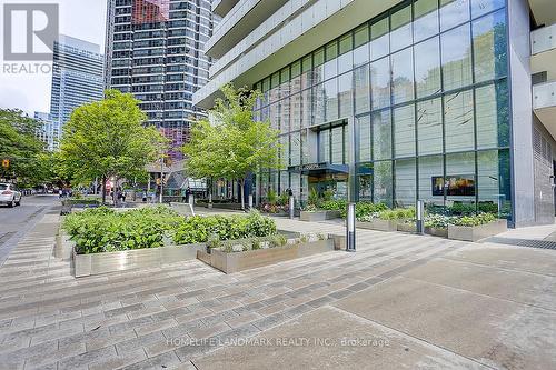 723 - 57 St Joseph Street, Toronto, ON - Outdoor