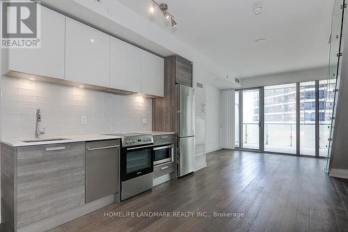 723 - 57 St Joseph Street, Toronto, ON - Indoor Photo Showing Kitchen With Upgraded Kitchen