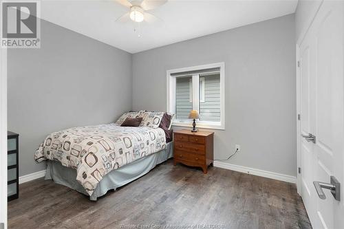 28 Peachtree Lane, Chatham, ON - Indoor Photo Showing Bedroom