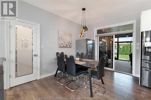 28 Peachtree Lane, Chatham, ON - Indoor Photo Showing Dining Room