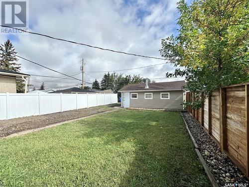 2125 Fleury Street, Regina, SK - Outdoor