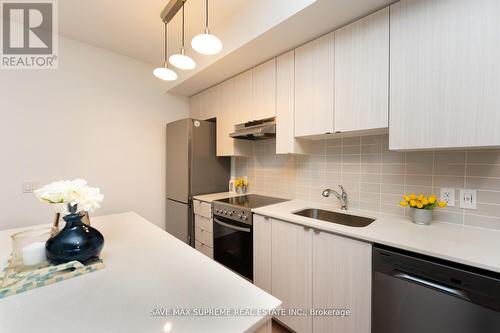 305 - 408 Browns Line, Toronto, ON - Indoor Photo Showing Kitchen With Upgraded Kitchen