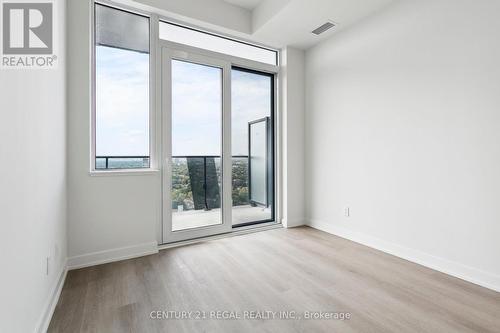 15 Ellerslie Avenue, Toronto, ON - Indoor Photo Showing Other Room