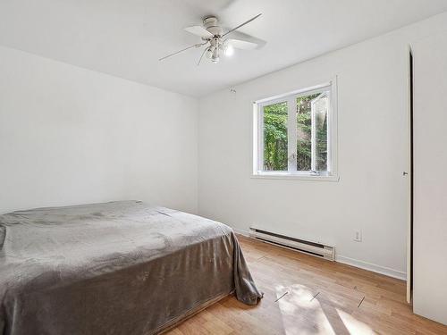 Bedroom - 101 Rue Sarah-Garth, Blainville, QC - Indoor Photo Showing Bedroom