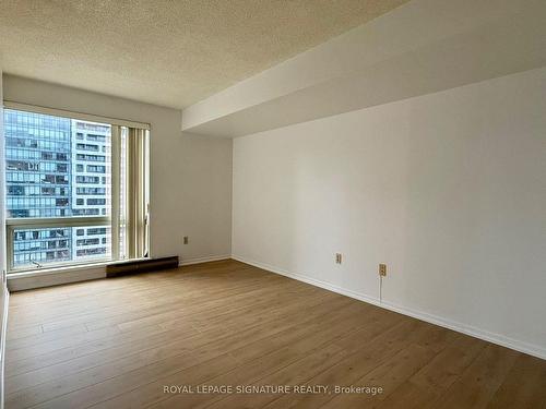 2807-1001 Bay St, Toronto, ON - Indoor Photo Showing Other Room