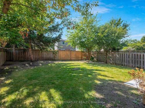 6962 Harris Rd, Mississauga, ON - Outdoor With Backyard