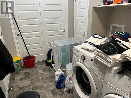 5024 Fairchild Road, Regina, SK - Indoor Photo Showing Laundry Room