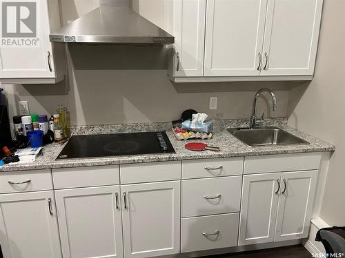 5024 Fairchild Road, Regina, SK - Indoor Photo Showing Kitchen