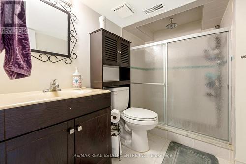 570 Halberstadt Circle, Cambridge, ON - Indoor Photo Showing Bathroom