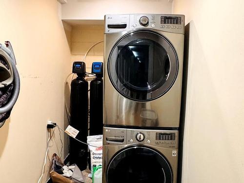 1414 Indian Grove, Mississauga, ON - Indoor Photo Showing Laundry Room