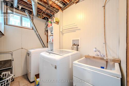 5 Shea Crescent, Kitchener, ON - Indoor Photo Showing Laundry Room