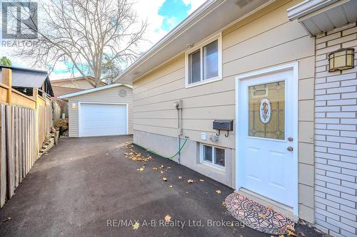 5 Shea Crescent, Kitchener, ON - Outdoor With Exterior