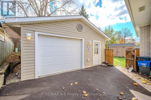 5 Shea Crescent, Kitchener, ON - Outdoor With Exterior