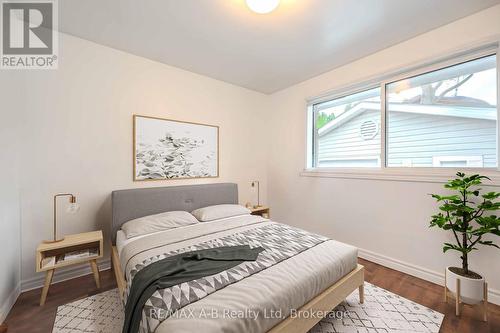 5 Shea Crescent, Kitchener, ON - Indoor Photo Showing Bedroom