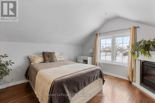 3 Wisteria Court, Kitchener, ON - Indoor Photo Showing Bedroom