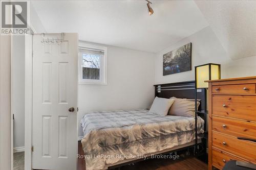 3 Wisteria Court, Kitchener, ON - Indoor Photo Showing Bedroom