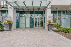 509 - 339 RATHBURN ROAD W  Mississauga, ON L5B 0K6