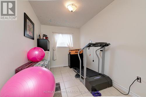 3925 Stoneham Way, Mississauga, ON - Indoor Photo Showing Gym Room