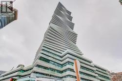 3005 - 3883 QUARTZ DRIVE  Mississauga, ON L5B 0M4