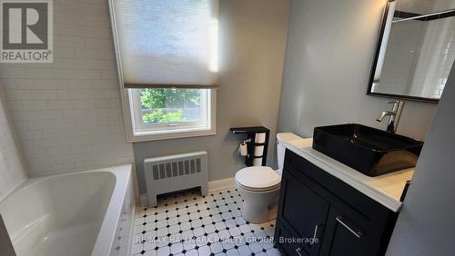 310 Byron Avenue, Ottawa, ON - Indoor Photo Showing Bathroom