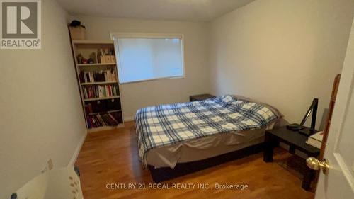 3364 Fenwick Crescent, Mississauga, ON - Indoor Photo Showing Bedroom