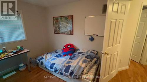 3364 Fenwick Crescent, Mississauga, ON - Indoor Photo Showing Bedroom