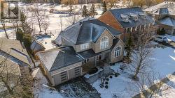 4286 CLUBVIEW DRIVE  Burlington, ON L7M 4X1