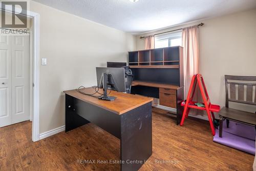 461 Strasburg Road, Kitchener, ON - Indoor Photo Showing Office