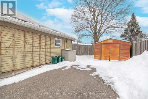 461 Strasburg Road, Kitchener, ON - Outdoor