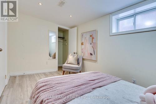 11 Maitland Avenue, Hamilton, ON - Indoor Photo Showing Bedroom