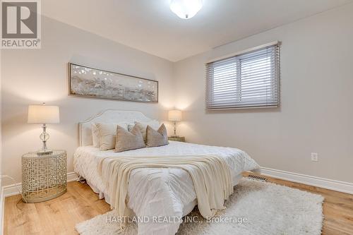 11 Maitland Avenue, Hamilton, ON - Indoor Photo Showing Bedroom